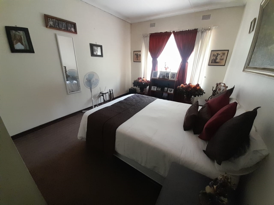 3 Bedroom Property for Sale in Protea Park North West